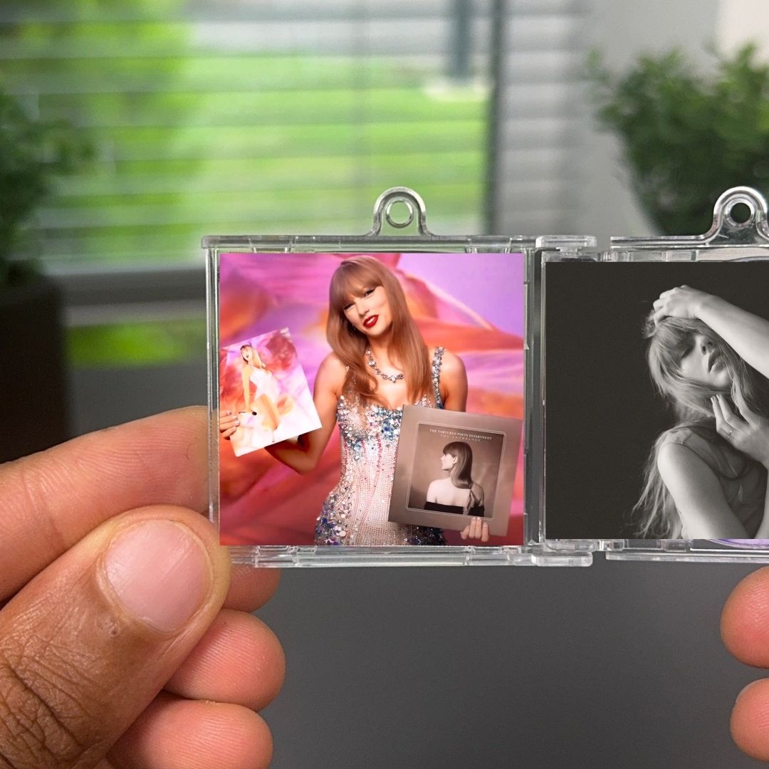 THE TORTURED POETS DEPARTMENT: THE ANTHOLOGY NFC Keychain