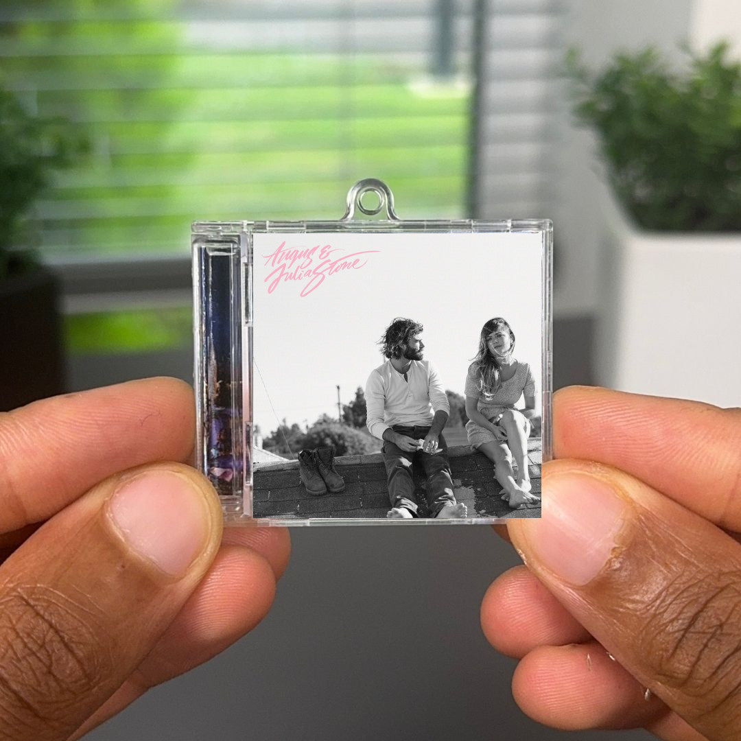 Angus & Julia Stone (Deluxe) Albumtag