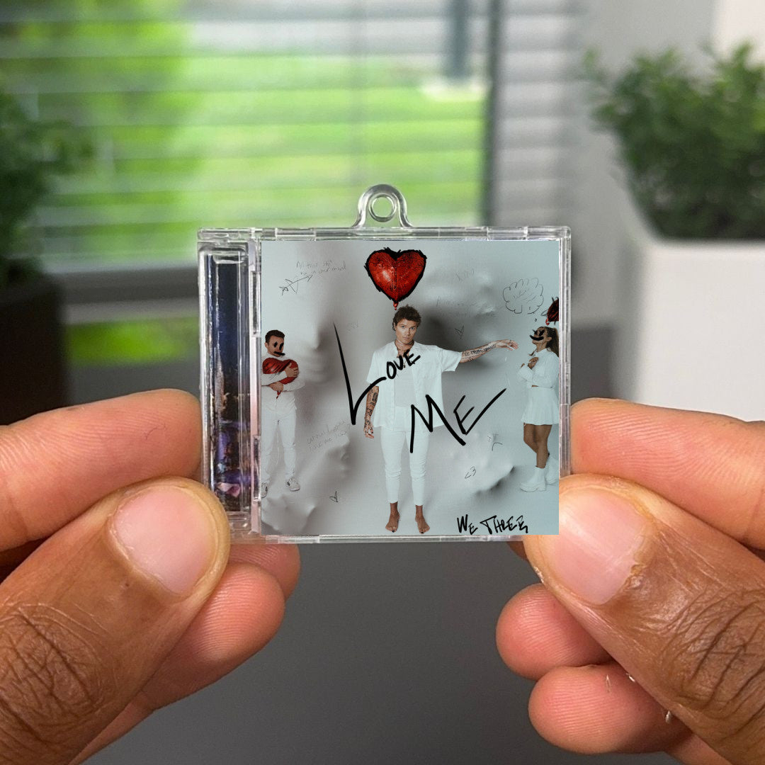 Love Me Albumtag