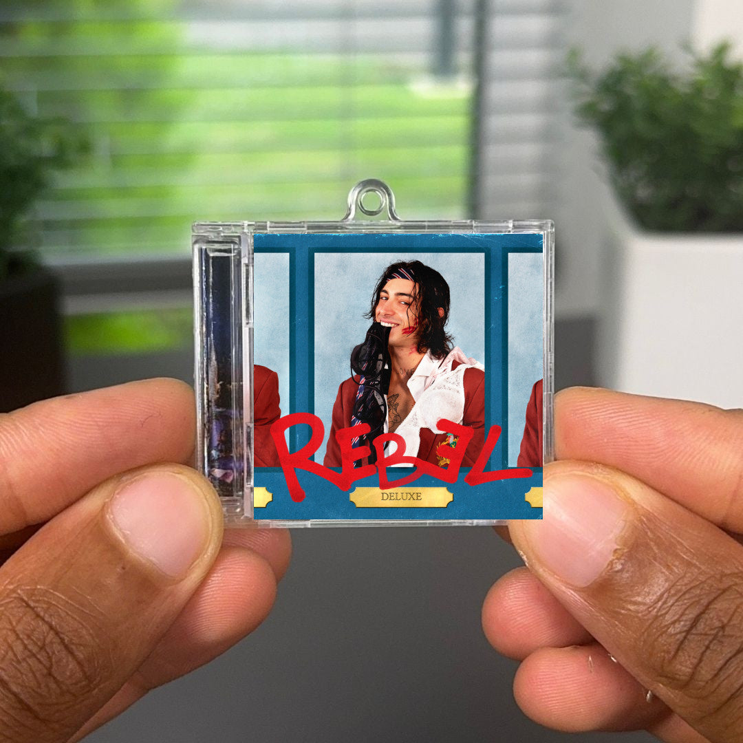 REBEL (Deluxe) Albumtag