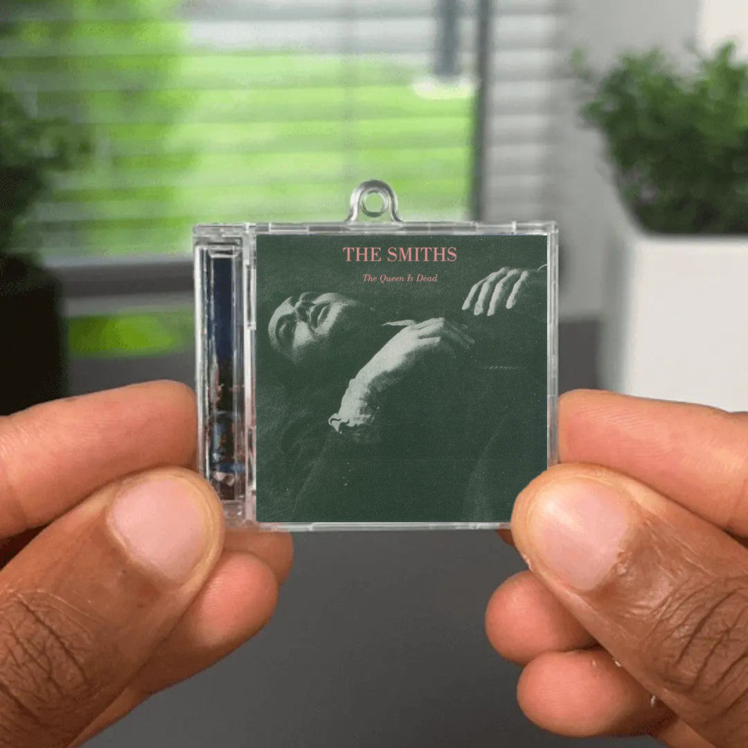 The Queen Is Dead Albumtag