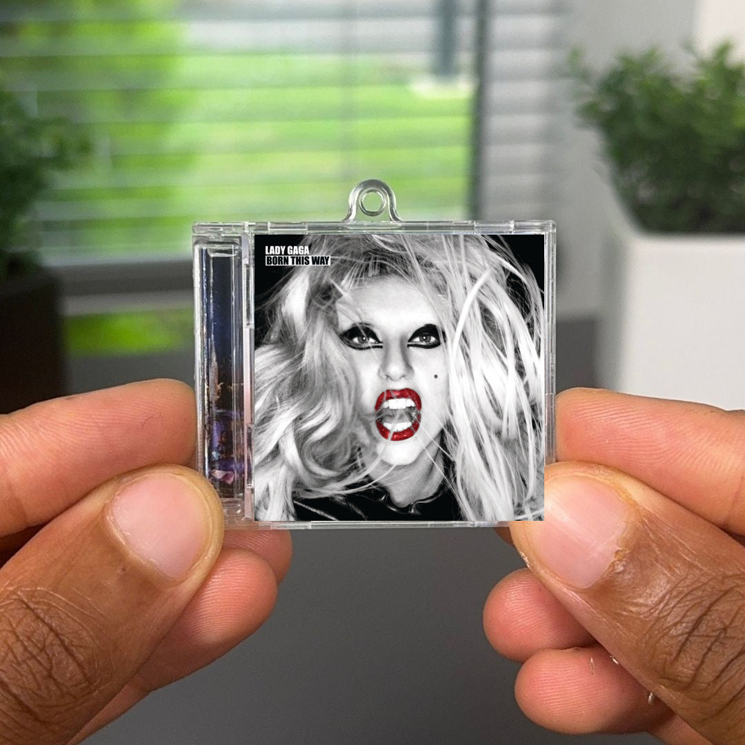 Born This Way (International Special Edition Version) Albumtag