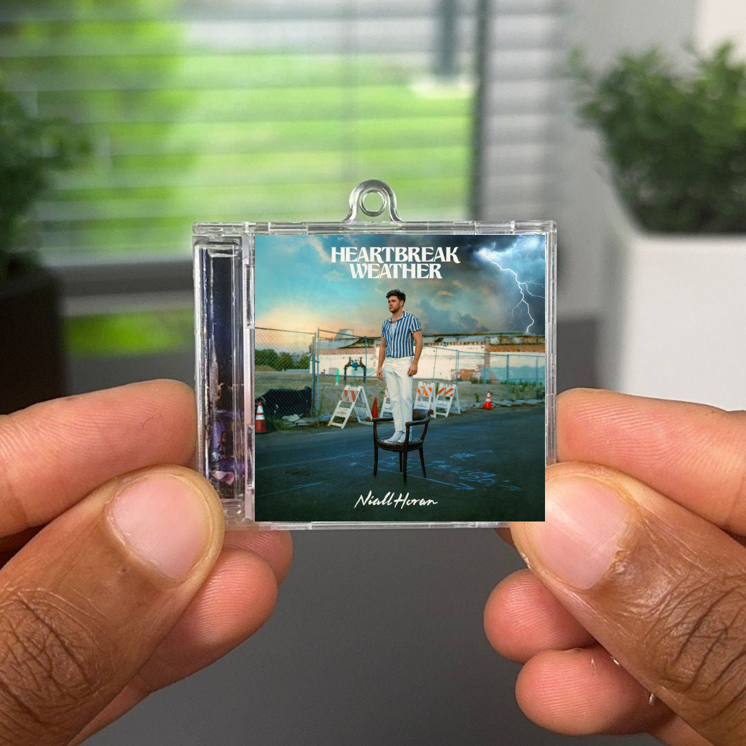 Heartbreak Weather Albumtag