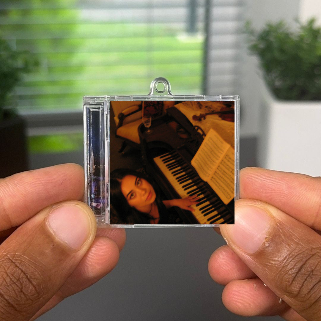 Her Love Still Haunts Me Like a Ghost Albumtag