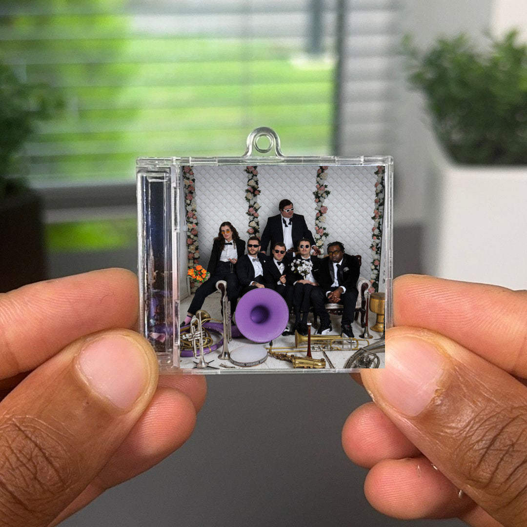 Mr. Charles Albumtag