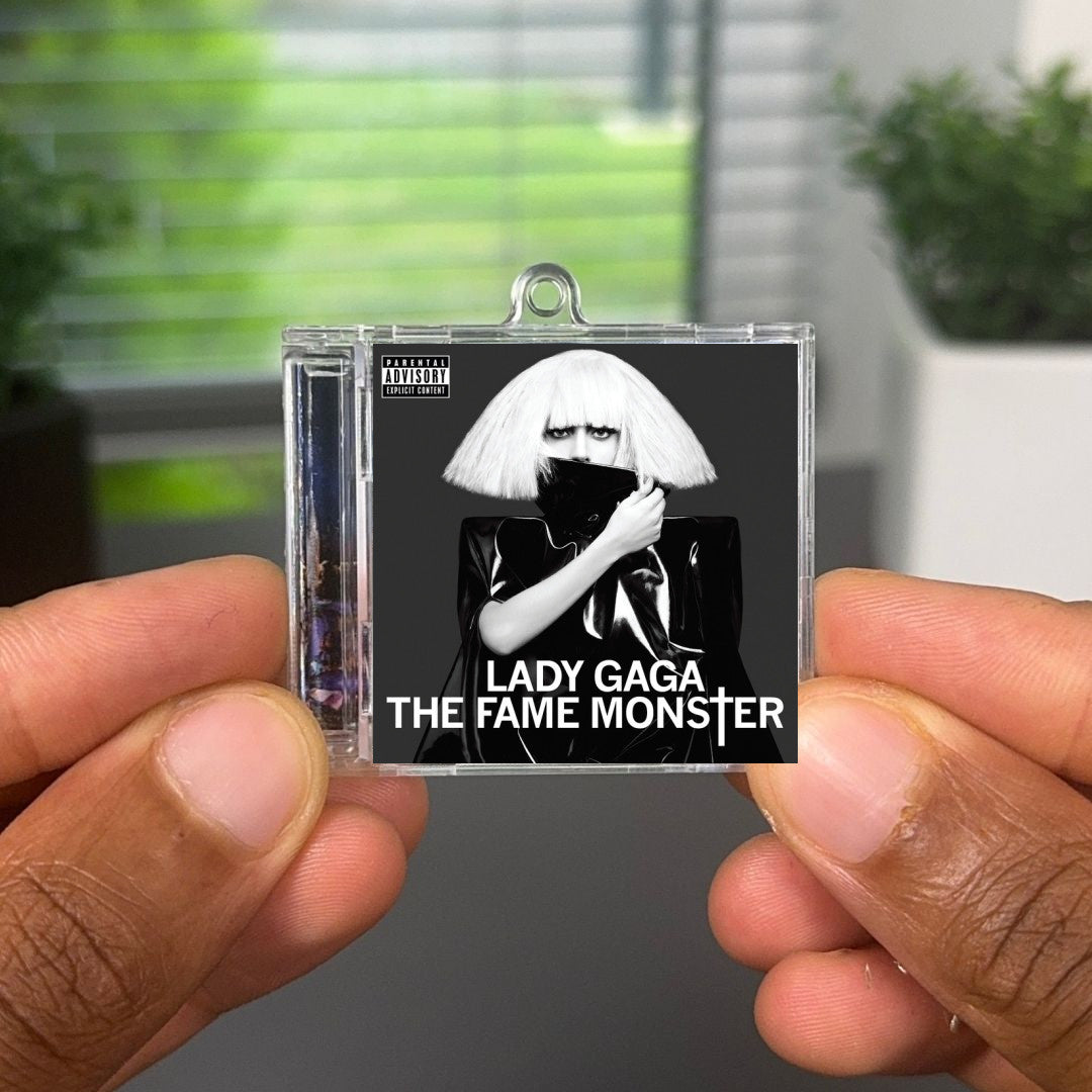 The Fame Monster (Deluxe Edition) Albumtag