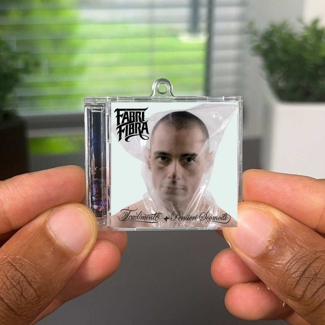 Tradimento (Platinum Edition) NFC Keychain