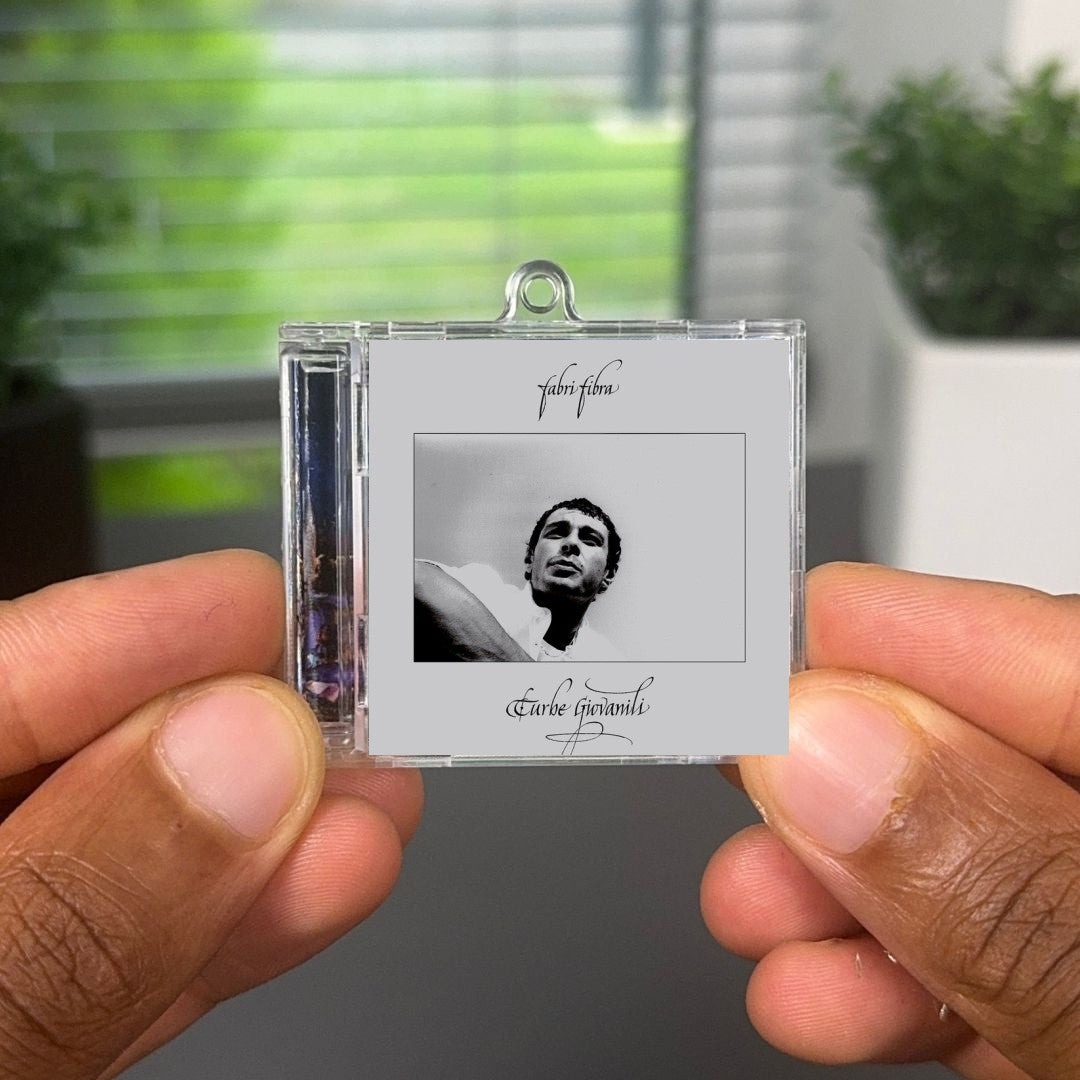 Turbe Giovanili (20° Anniversario / Versione Originale) NFC Keychain