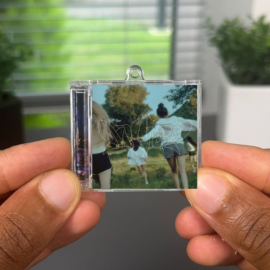 Welcome To MY World (feat. nævis) Albumtag