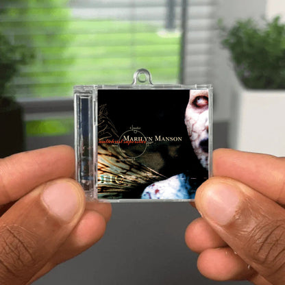 Antichrist Superstar Albumtag