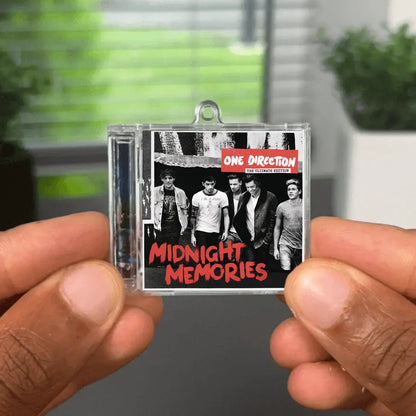 Midnight Memories (Deluxe) Albumtag