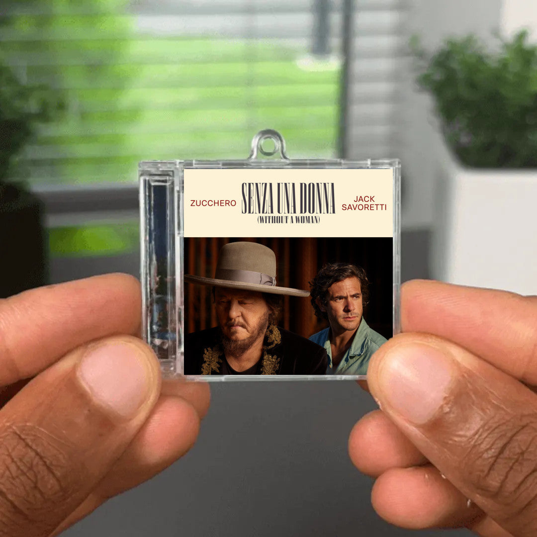 Senza Una Donna (Without A Woman) NFC Keychain