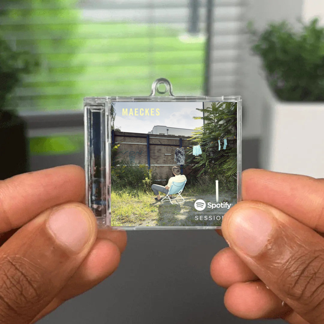 Unperfekt - Live NFC Keychain